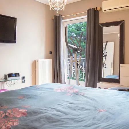 Designer's Close To City Center * Athens